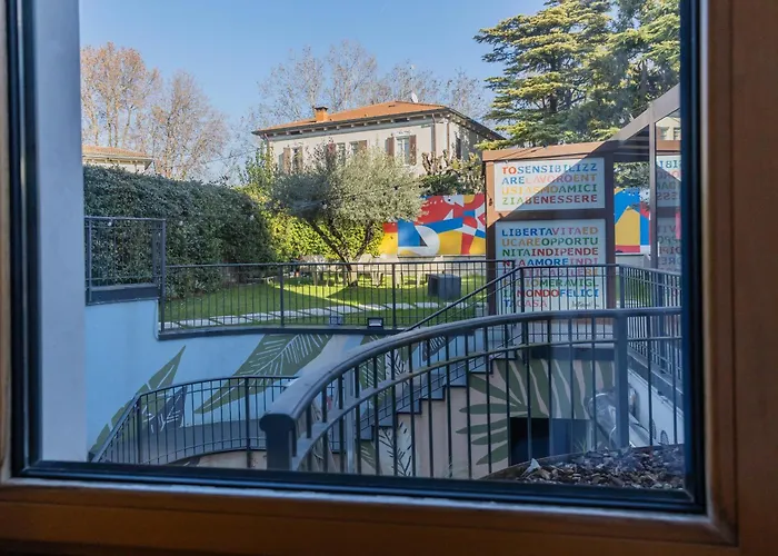 Stravagante Hostel & Rooms