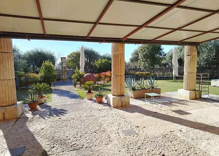 Delser Verona Manor House